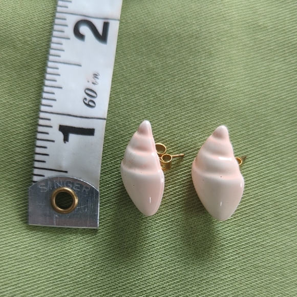 Pink Shell Earrings - Picture 5 of 5